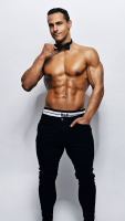 Bassim-topless-waiter-sydney-hunk