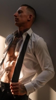 MAX-MELBOURNE-WAITER
