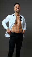 Luke-Grech-Waiter-1