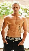 ELLIOT-TOPLESS-WAITER-TATTOO