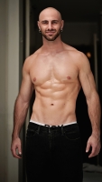 Giorgio-Topless-Waiter-Sydney-scaled