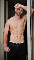 Sydney-Topless-Barman-Giorgio-scaled