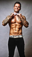 jordan-m-topless-waiter-sydney-magic-men-